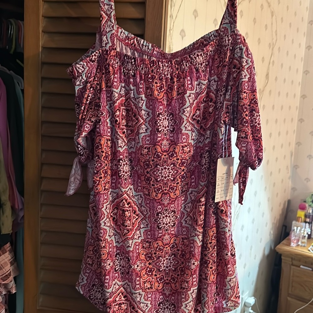 Bobby Brooks Womens  Boho cold shoulder top 1X